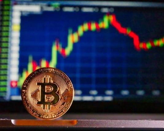 Минфин РФ планирует ограничить доступ к криптовалютам: только для элиты инвесторов / Финансы и криптовалюты / iXBT Live