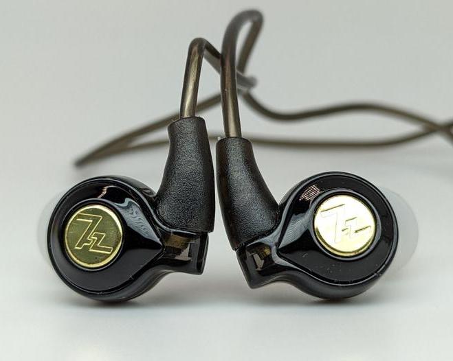 7HZ AERO